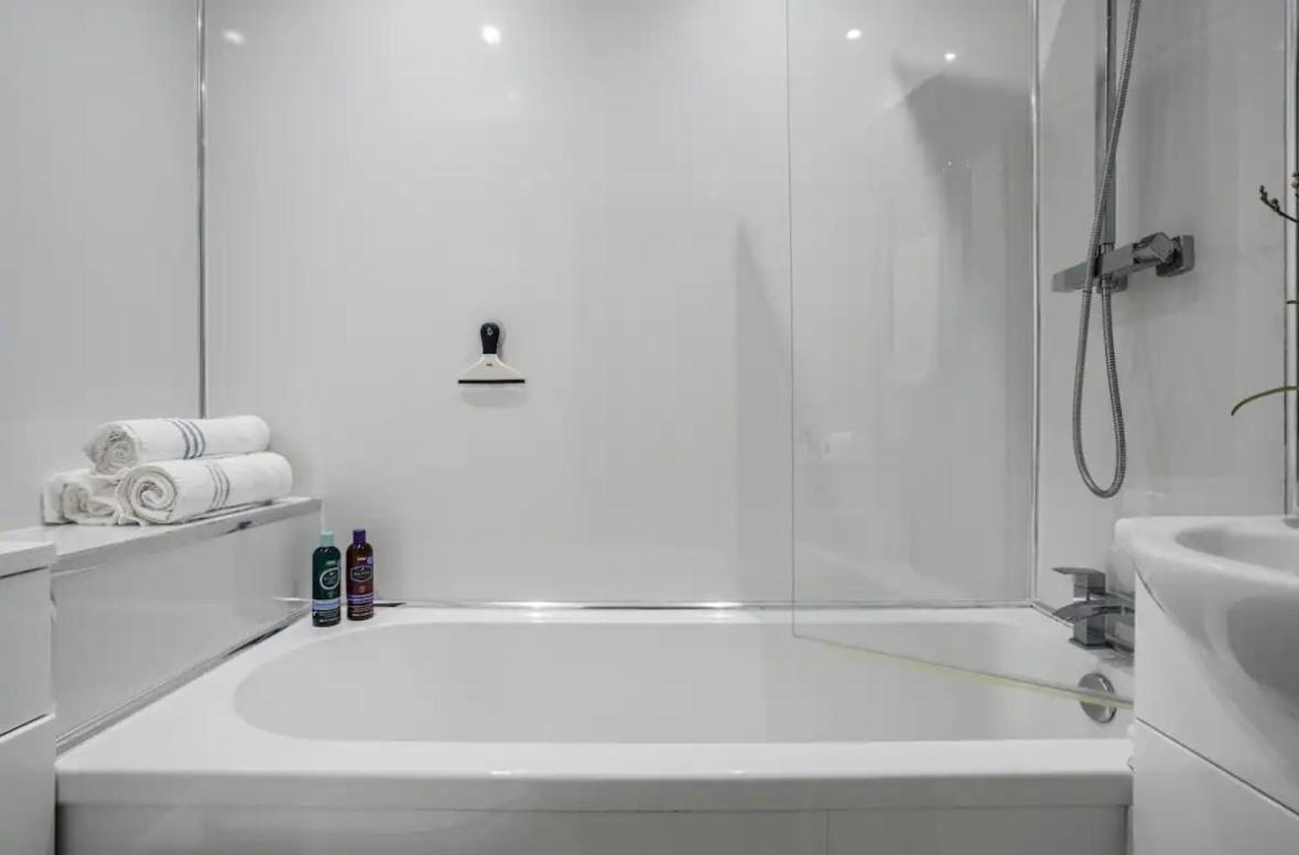Edinburgh Castle Apartment Екстер'єр фото