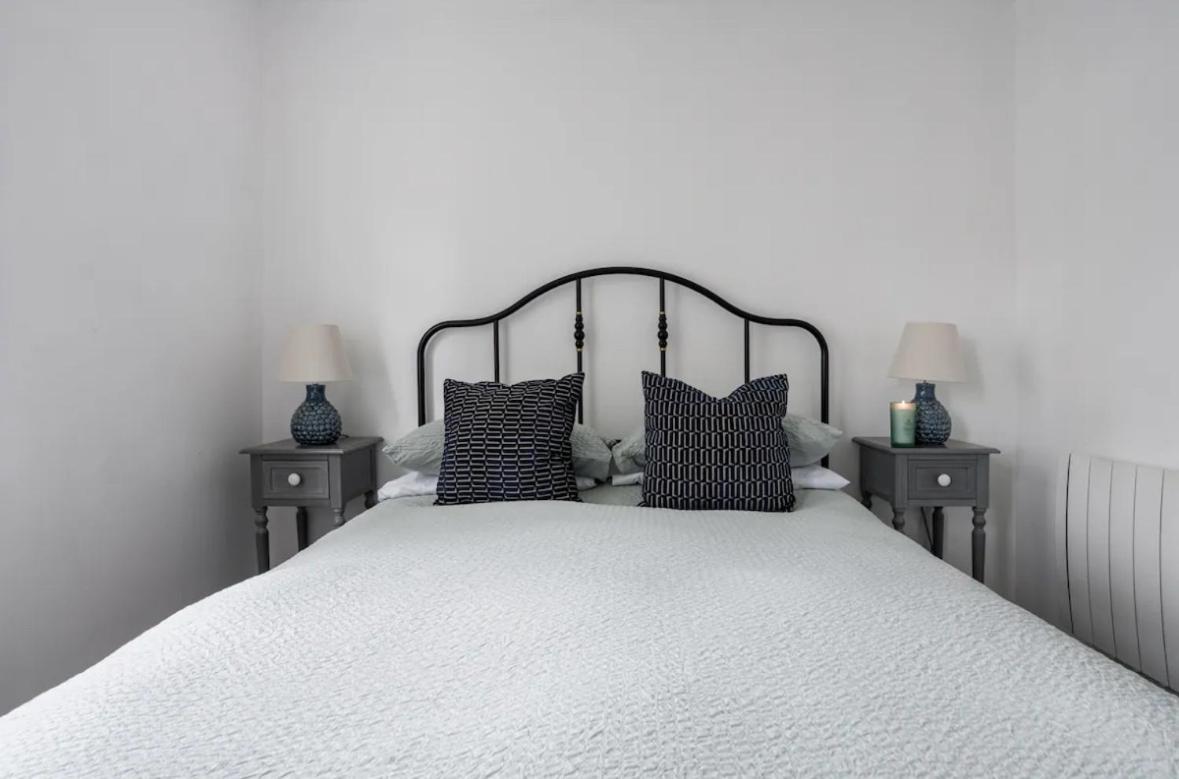Edinburgh Castle Apartment Екстер'єр фото