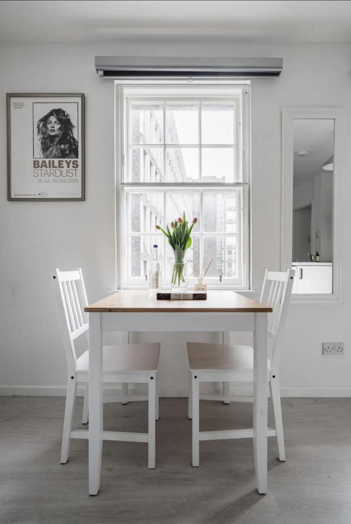 Edinburgh Castle Apartment Екстер'єр фото